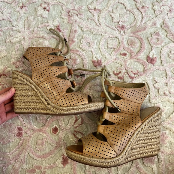 Johnston & Murphy Wedges - Picture 4 of 6